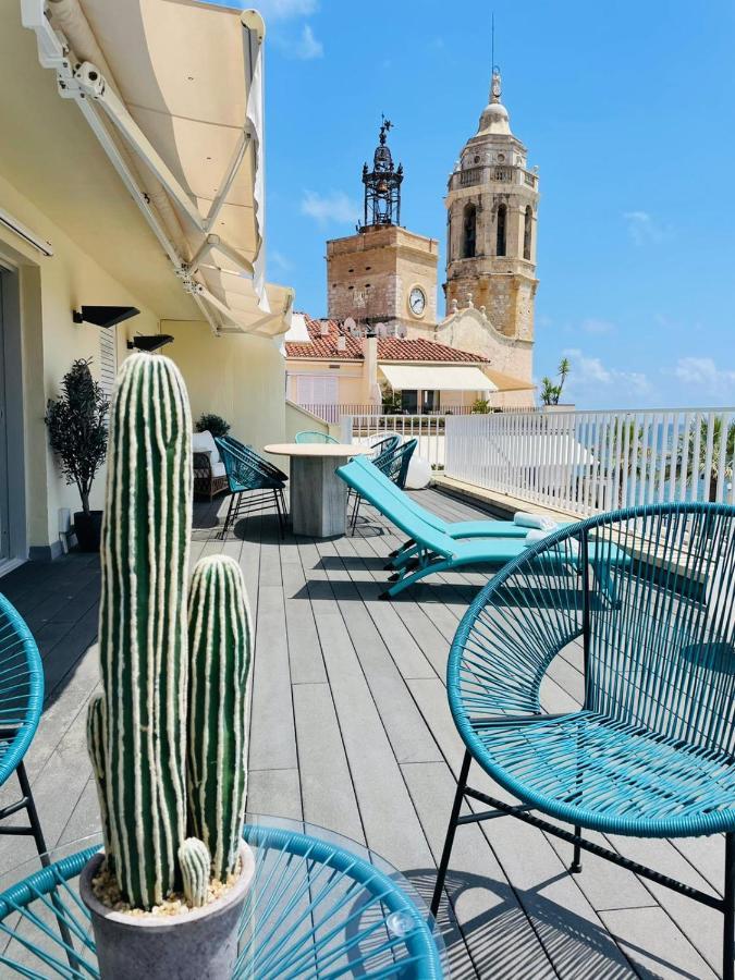 Atico Con Fantasticas Vistas Al Mar Y La Iglesia Apartment Sitges Room photo